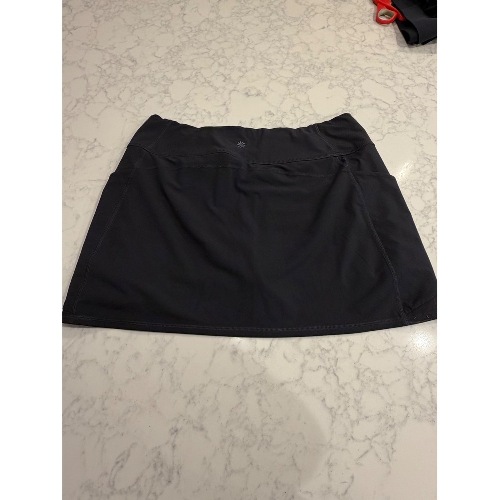 Athleta Womens Black Active Skort Medium Built-in Shorts Zipper Pocket Athletic